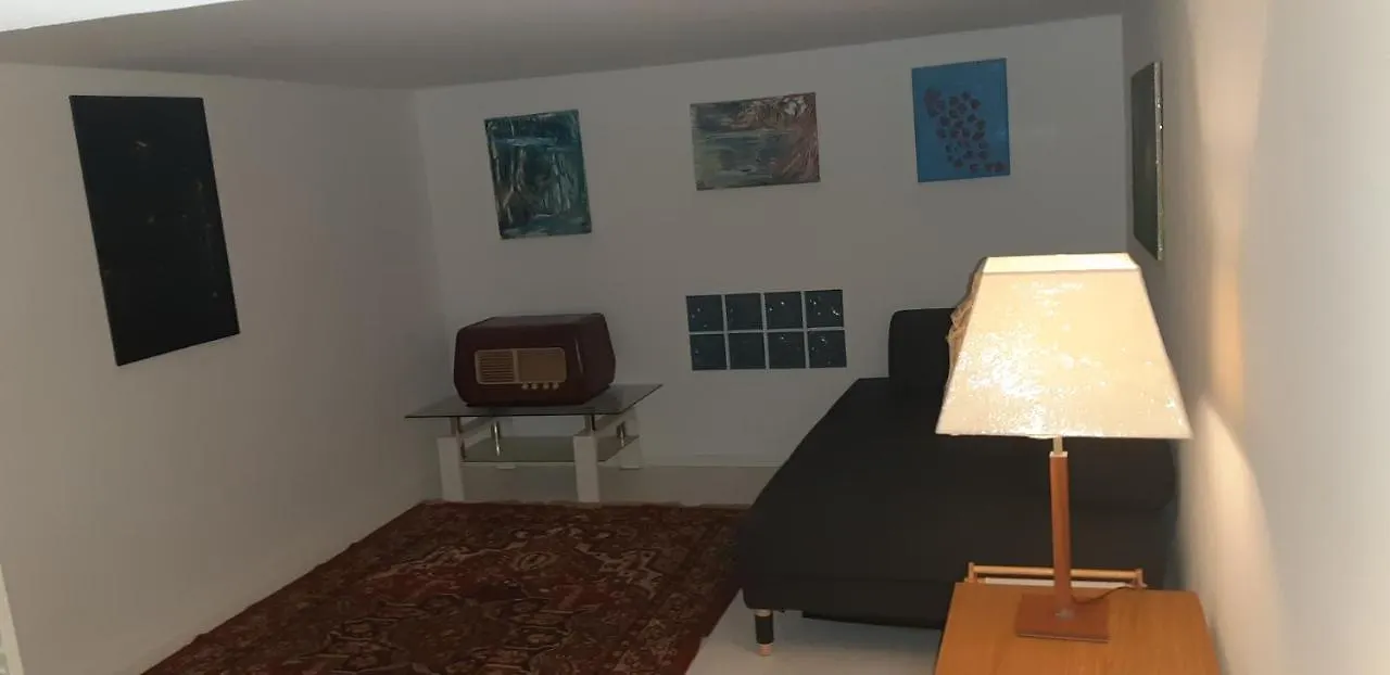 Artsuite Syracuse 0*,  Italia